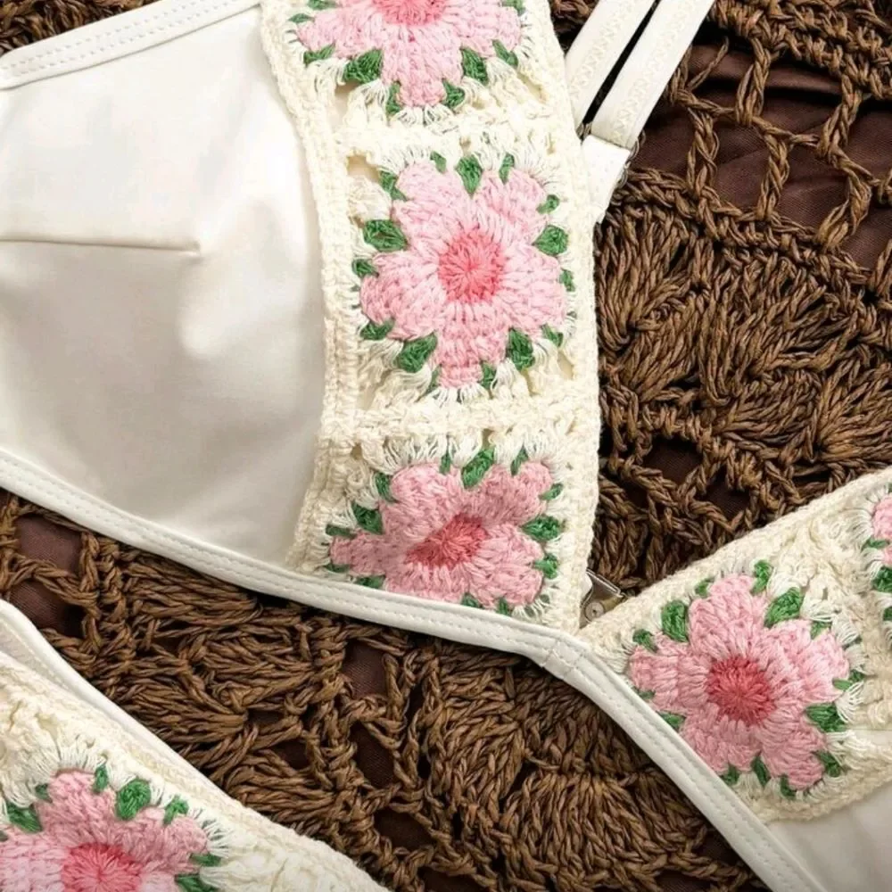 Crochet Floral Trim White Bikini Set For Women Sz M